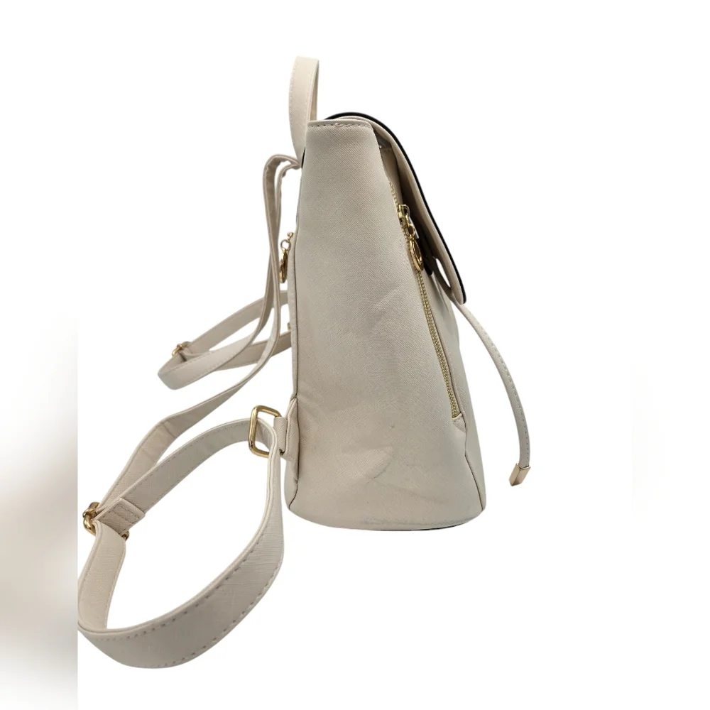 Wink Kangaroo Backpack Purse Bag Winter White Side Zippers Adjustable Straps - Picture 2 of 16